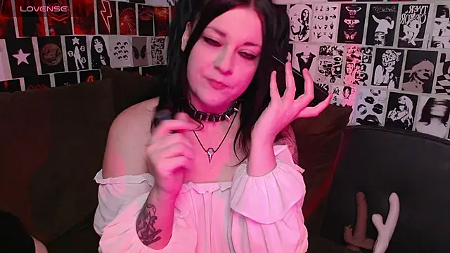 Kvopa online show from 11-02-25, 04:17