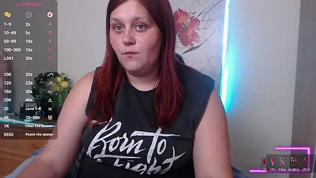 Snapshot of Alisawoods_ chatting on 07-13-26, 12:04 Alisawoods online show from 07-13-26, 12:04