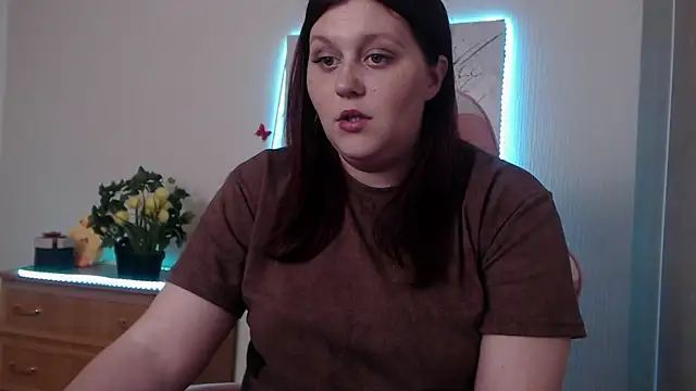 Alisawoods  online show from 05-06-26, 01:15