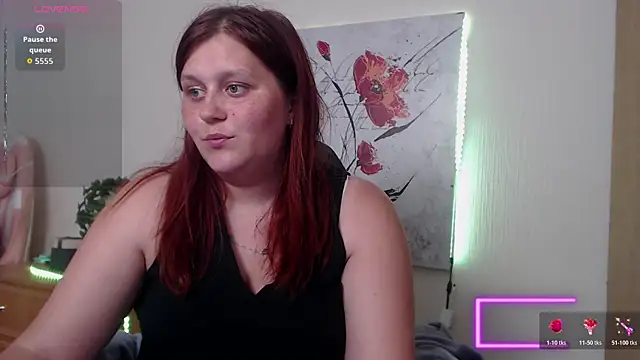 Snapshot of Alisawoods_ chatting on 07-14-26, 12:22 Alisawoods online show from 07-14-26, 12:22