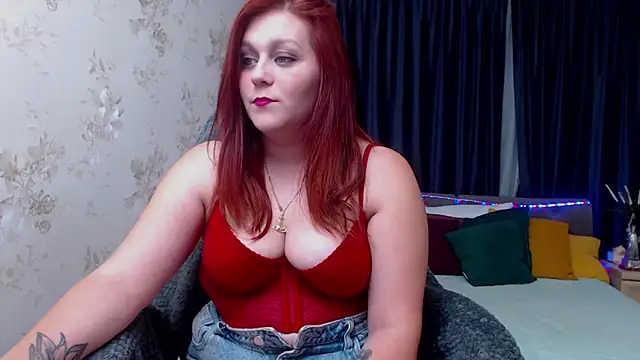 Snapshot of Alisawoods_ chatting on 09-19-25, 06:34 Alisawoods  online show from 09-19-25, 06:34