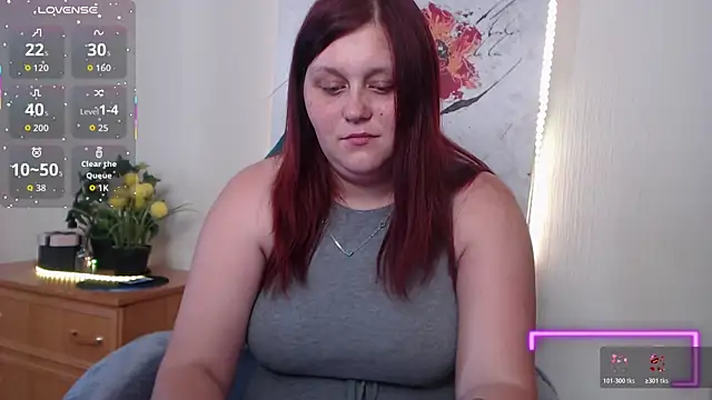 Snapshot of Alisawoods_ chatting on 06-24-26, 12:26 Alisawoods online show from 06-24-26, 12:26