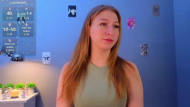 LorettaGladman online show from 11-29-25, 04:12