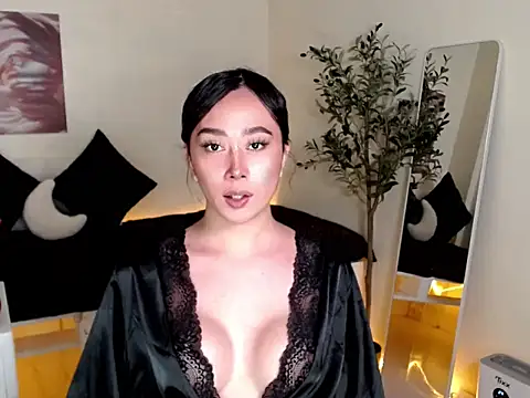 Ms yhanna online show from 05-05-26, 11:52