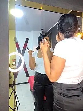 Aniajoness  online show from 12-04-25, 03:27