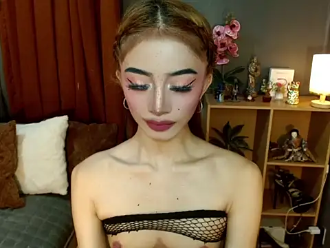 sweetcumcara online show from 04-24-26, 12:12