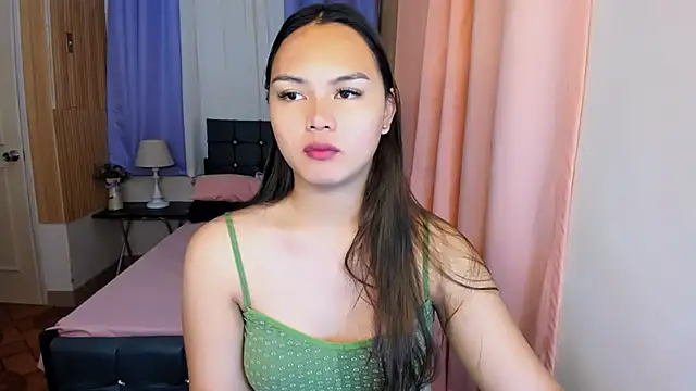 Snapshot of ameliamaureen chatting on 06-07-26, 11:43 ameliamaureen online show from 06-07-26, 11:43