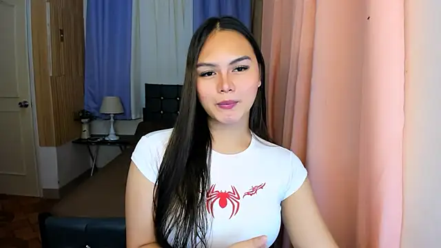Snapshot of ameliamaureen chatting on 07-19-26, 05:42 ameliamaureen online show from 07-19-26, 05:42