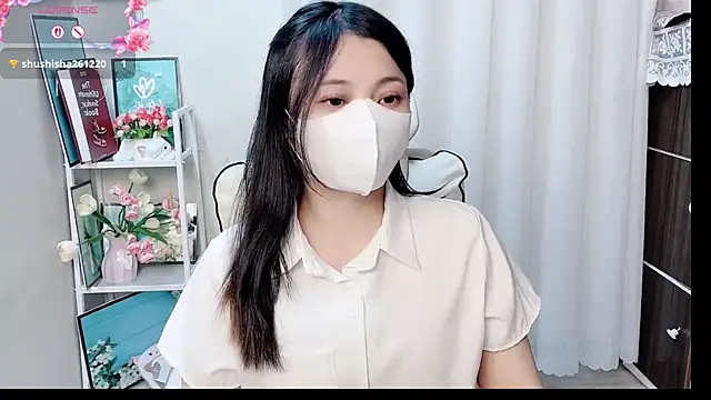 phuongnhi  online show from 06-25-26, 12:21