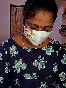 Snapshot of telugu_Geetha30 chatting on 09-18-25, 06:16 telugu Geetha30 online show from 09-18-25, 06:16