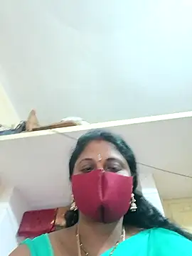 Snapshot of telugu_Geetha30 chatting on 10-28-25, 09:52 telugu Geetha30 online show from 10-28-25, 09:52