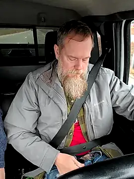 sizableunicorn7 online show from 11-29-25, 04:40