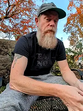 sizableunicorn7 online show from 11-06-25, 10:36