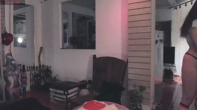 xinamora online show from 11-07-25, 09:08