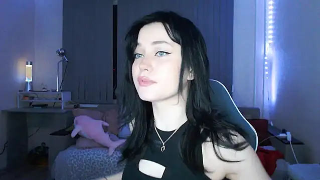 cutefrendlyuser online show from 04-14-26, 07:30