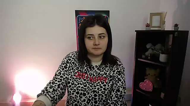 Snapshot of Katrin_kiss_ chatting on 09-30-25, 12:55 Katrin kiss  online show from 09-30-25, 12:55