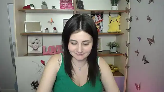 Snapshot of Katrin_kiss_ chatting on 07-06-26, 12:34 Katrin kiss online show from 07-06-26, 12:34