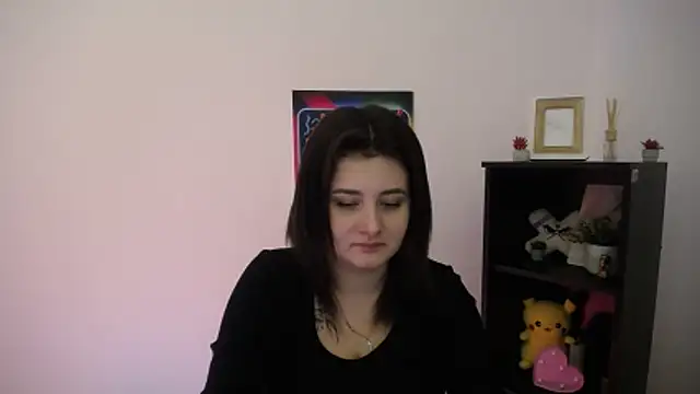Snapshot of Katrin_kiss_ chatting on 10-23-25, 12:26 Katrin kiss  online show from 10-23-25, 12:26