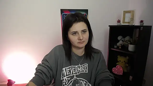 Snapshot of Katrin_kiss_ chatting on 10-01-25, 12:42 Katrin kiss  online show from 10-01-25, 12:42