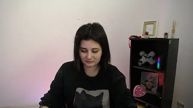 Katrin kiss  online show from 01-08-26, 02:23