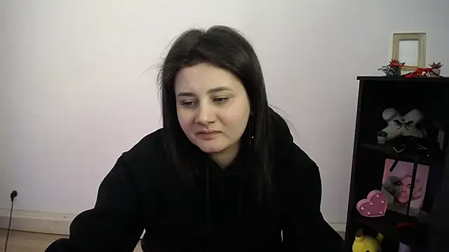 Snapshot of Katrin_kiss_ chatting on 02-18-26, 02:35 Katrin kiss online show from 02-18-26, 02:35