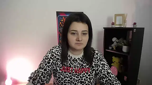 Snapshot of Katrin_kiss_ chatting on 09-25-25, 01:50 Katrin kiss  online show from 09-25-25, 01:50