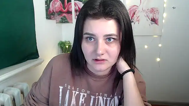 Katrin kiss  online show from 11-07-25, 12:21