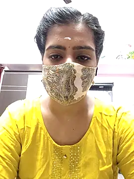 Snapshot of Tamil-Meenu12 chatting on 04-26-26, 04:43 Tamil-Meenu12 online show from 04-26-26, 04:43