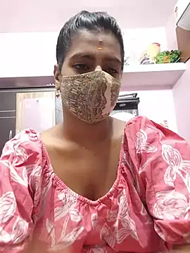 Snapshot of Tamil-Meenu12 chatting on 05-21-26, 06:11 Tamil-Meenu12 online show from 05-21-26, 06:11