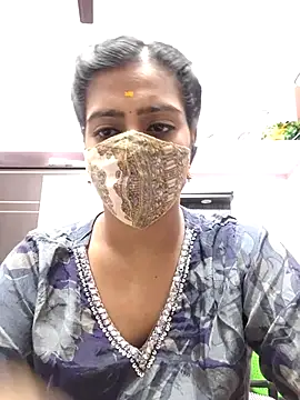 Snapshot of Tamil-Meenu12 chatting on 04-29-26, 05:22 Tamil-Meenu12 online show from 04-29-26, 05:22