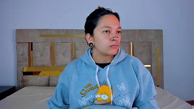 Kitty ravee online show from 09-10-25, 12:48