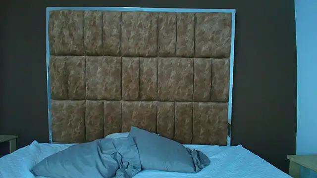 Kitty ravee online show from 10-03-25, 01:34