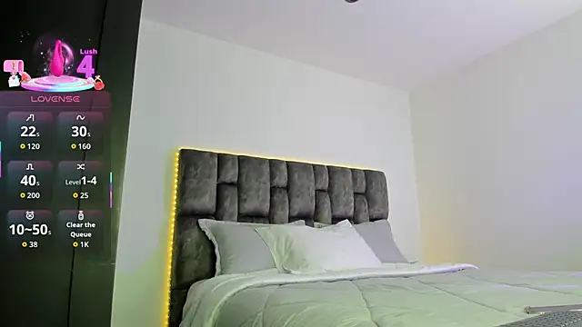 arianna 000 online show from 09-10-25, 01:32