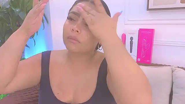 Snapshot of Daisy_Price chatting on 07-18-26, 11:08 Daisy Price online show from 07-18-26, 11:08