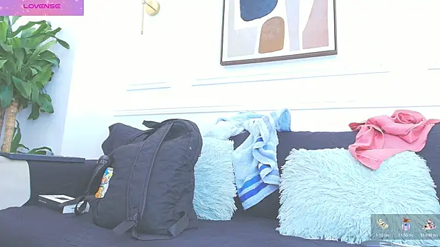 Daisy Price online show from 11-29-25, 11:32