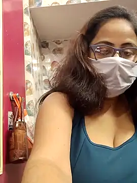 nisha 1110 online show from 12-18-25, 01:59