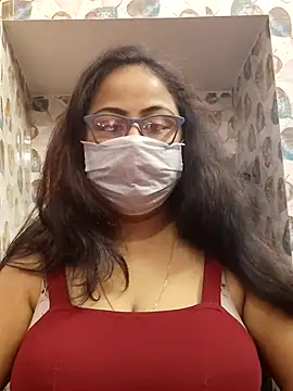 nisha 1110 online show from 04-07-26, 02:30