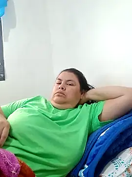 yaneth  online show from 11-26-25, 11:43