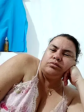 yaneth  online show from 10-28-25, 11:03