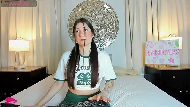 Snapshot of Bambi_cutee chatting on 05-07-26, 11:35 Bambi cutee online show from 05-07-26, 11:35