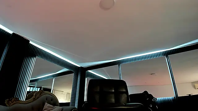 MissKathyfox online show from 04-15-26, 07:51