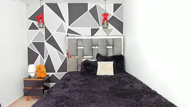 valeria-duarte online show from 05-05-26, 07:39