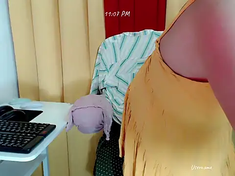 nesianhottits online show from 05-20-26, 03:09