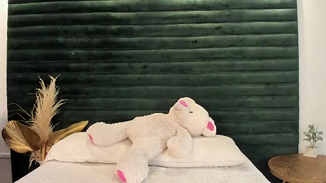 LiliCarterm online show from 04-09-26, 04:03