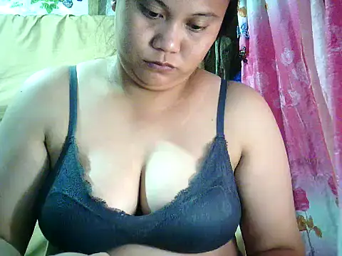 yuana25 online show from 02-07-26, 11:07