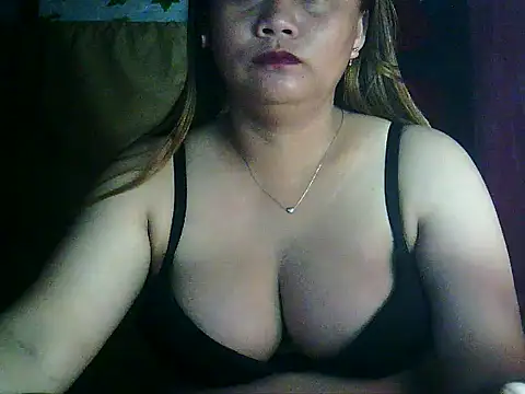 yuana25 online show from 04-05-26, 08:21