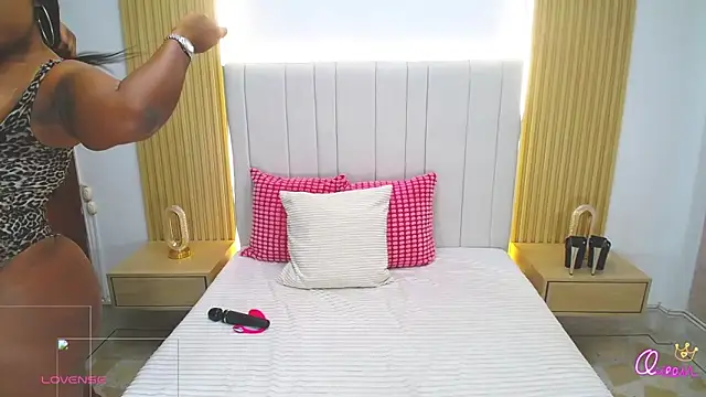 WildScarlet online show from 03-06-26, 01:06