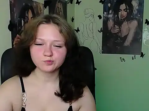 LadyAlice  online show from 06-29-26, 06:20