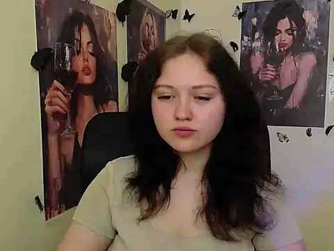 LadyAlice  online show from 04-13-26, 06:17