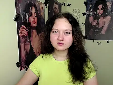 LadyAlice  online show from 09-19-25, 06:06